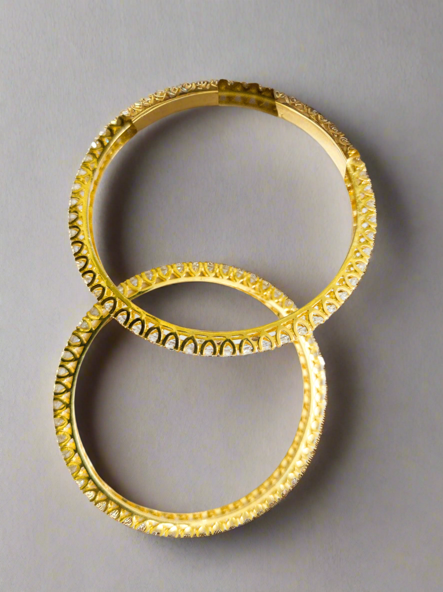 Sparkling Round Di Bangles
